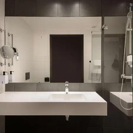 فندق Scandic